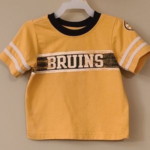 Boston Bruins yellow/black short sleeved tee shirt